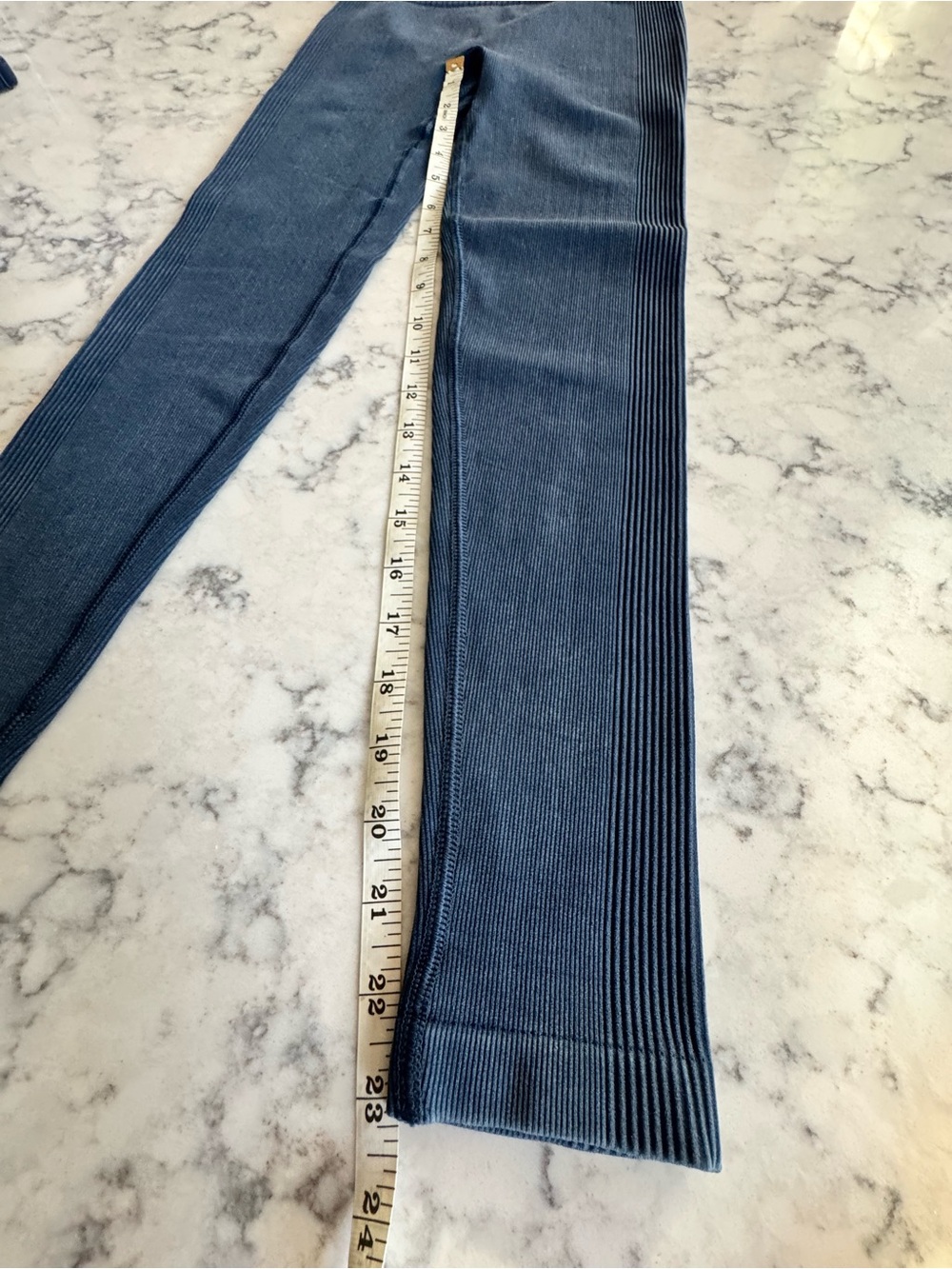 (EUC) SPANX Soft Stretch Seamless Workout Set 💙 S/XS - Picture 8 of 12